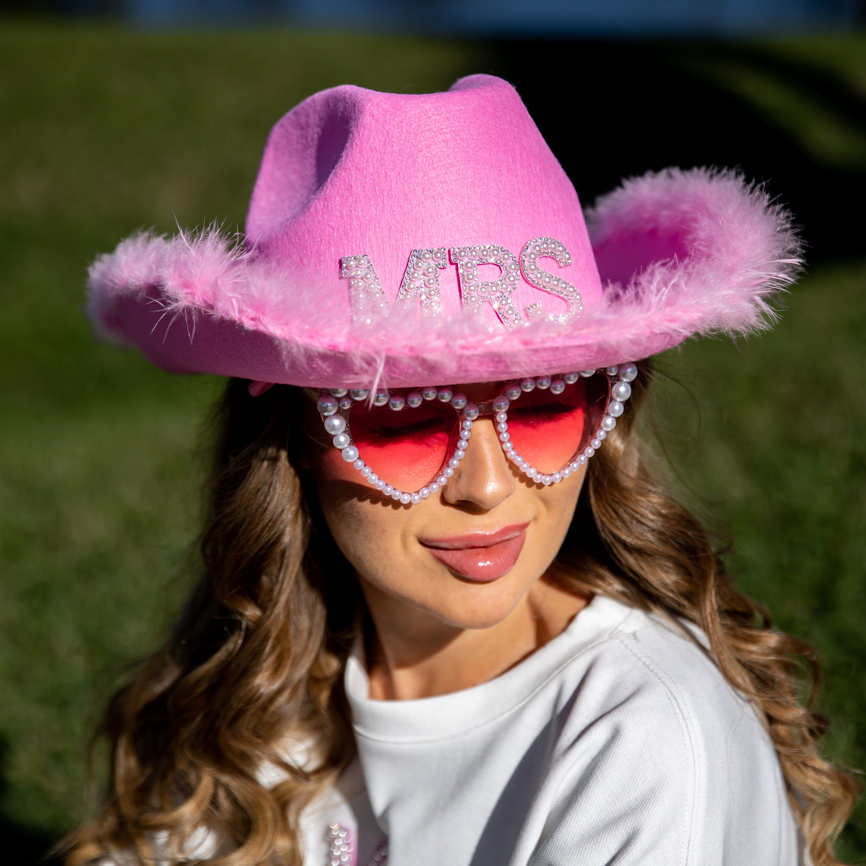 Mrs Bridal Cowboy Hat: Pink Cowgirl Bachelorette Hat