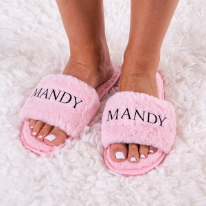 Custom Fluffy Slippers: Bridal Party Gift