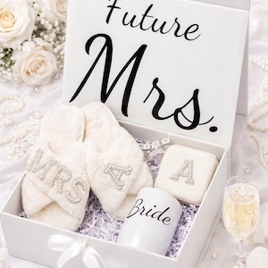 Luxury Bridal Gift Box – Bride to Be Gift Box – Future Mrs Gift ...
