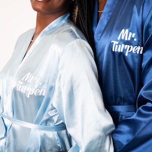 Wedding gift for Groom and Bride, Customized Satin robes, Mr and Mrs robes, Personalized robes, honeymoon robes, Gift for him and her-satin