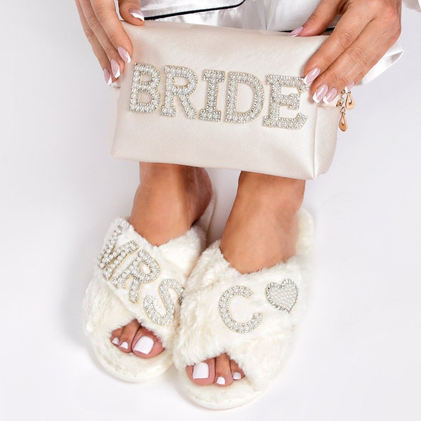 Bridal Gift Set with Slippers and Cosmetic Bag, Bride to be gift sets, Getting Ready Gifts set, Getting Married Gifts, Bridesmaids Gifts set