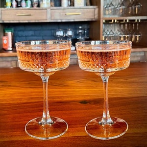 Margarita Glasses, Coupe Glasses  ,Champagne Glasses ,Cocktail Glasses, Martini Glasses, Wine Glasses, Vintage Glasses (8.8oz/260ml)(2 Pcs)
