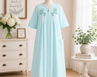 Mint Stripe Seersucker House Dress Size L, Embroidered Butterfly Floral Lounger, Zip Front Cottagecore Nightgown, Grannycore Recovery Gown