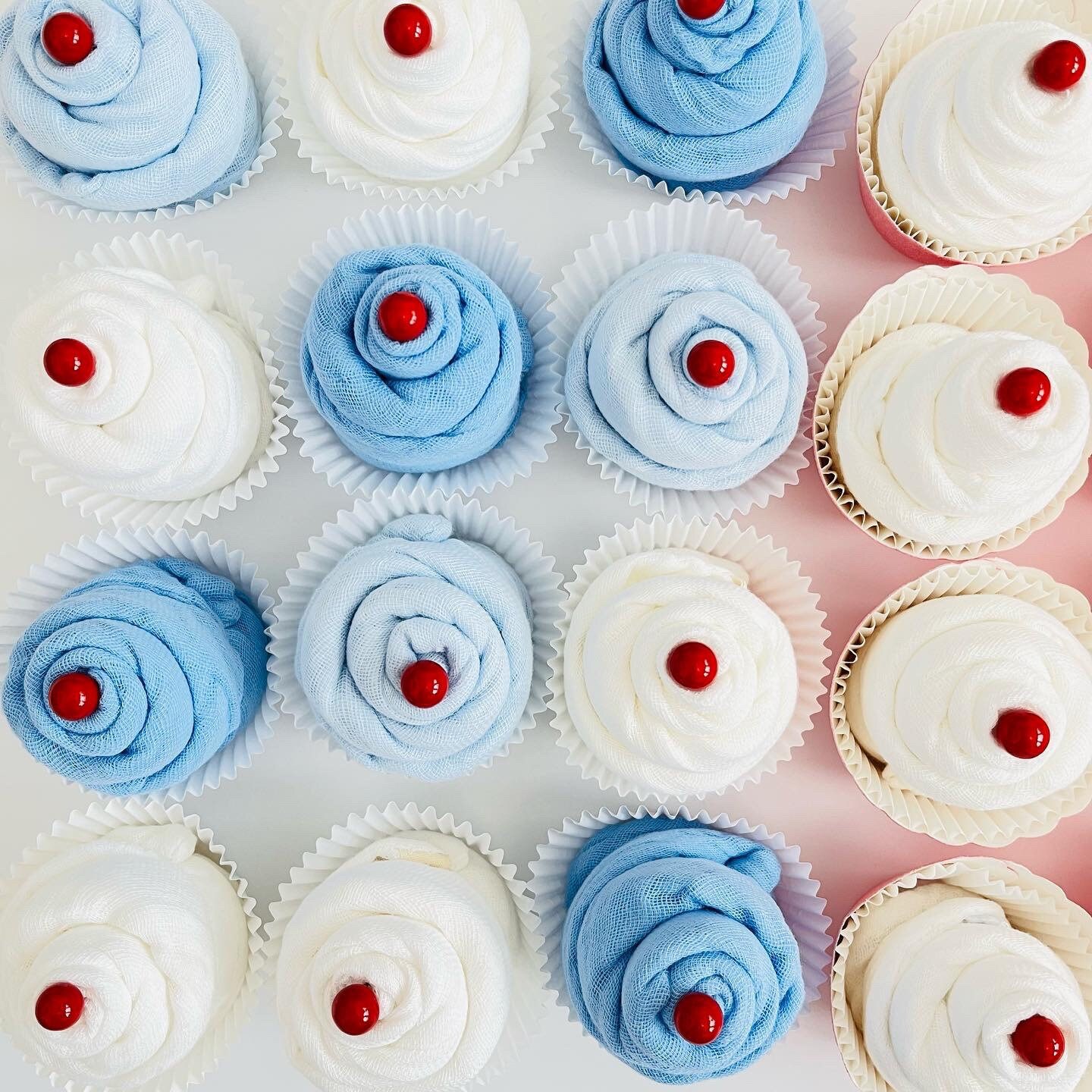 Washcloth Cupcakes Baby Shower Gender Reveal Dessert Table Etsy