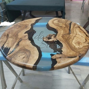 Round Epoxy Table,Round sofa Table, Side center table top Live Edge Walnut Table, Custom Order, Clear Epoxy Resin River Table, Natural Wood