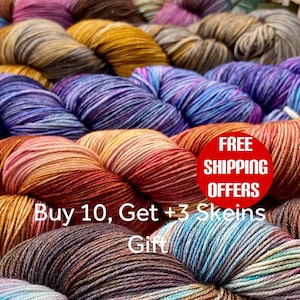 Hand Dyed Soft Crochet Knitting Wool Fine Yarn, Fingering 1 weight Superwash Merino Hand Dyeing 4 Ply Knit Crocheting fiber, 437 Yard 3.52oz