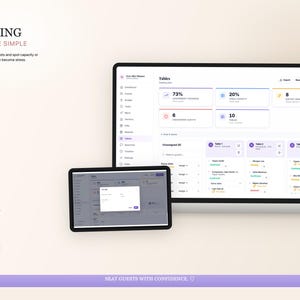 K&ouml;nnte beinhalten: Eine digitale Tischplanungs-Oberfl&auml;che, die auf einem Laptop und Tablet angezeigt wird. Die Oberfl&auml;che zeigt Tischlisten, Sitzplatzkapazit&auml;t, nicht zugewiesene G&auml;ste und Ern&auml;hrungsmerkmale. Der Text lautet "Table Planning, Seats Made Simple."