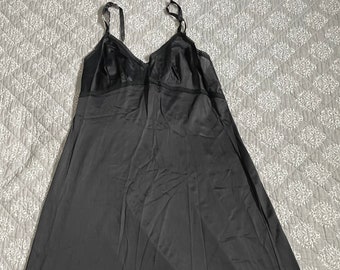 Vintage Lorraine Full Slip Size Tall 36