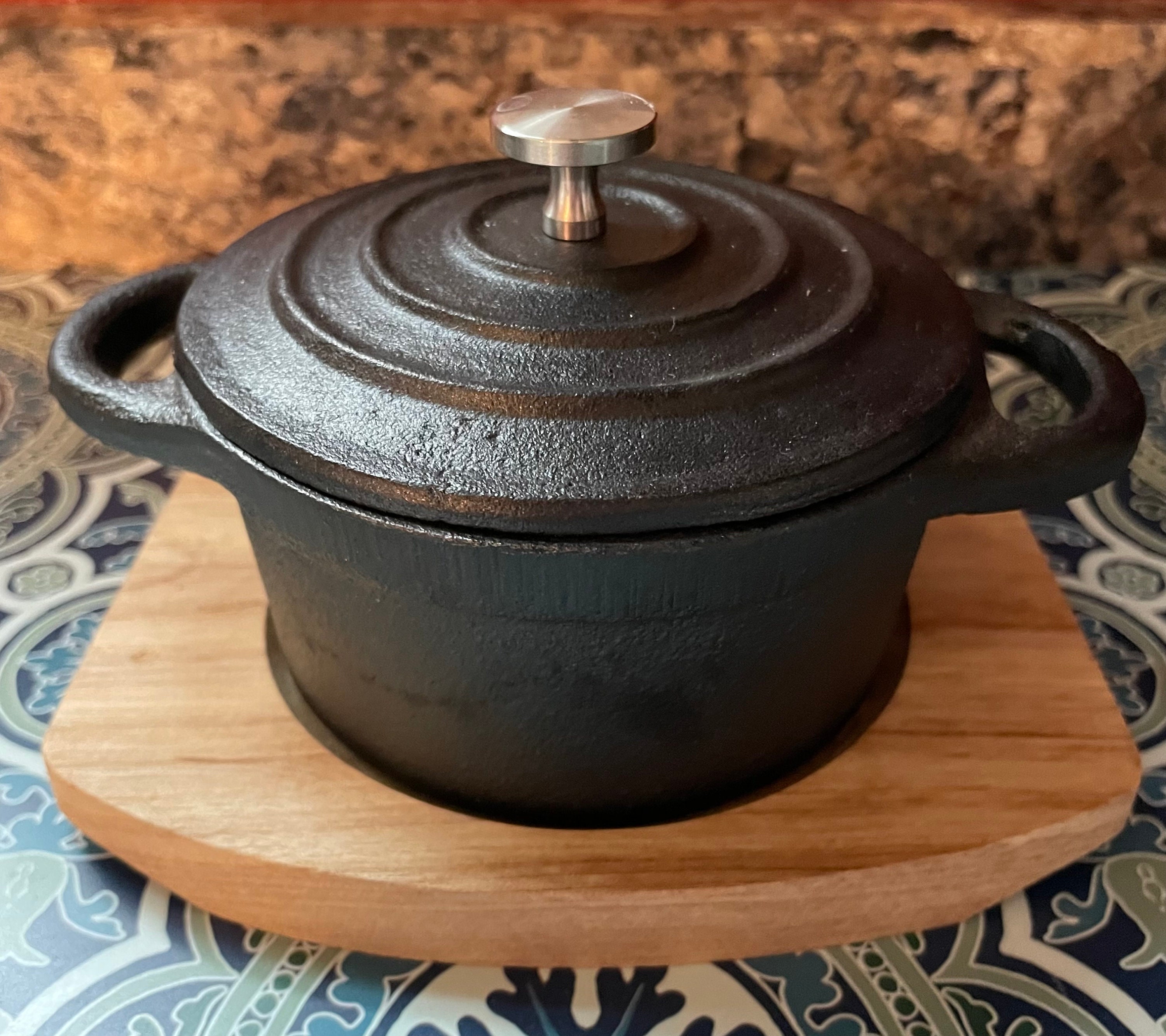 Masterclass Mini Cast Iron Dutch Oven With Wood Base -2 Available
