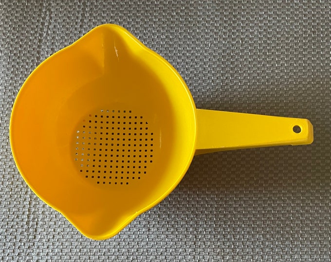 Tupperware Colander 1200 - Etsy