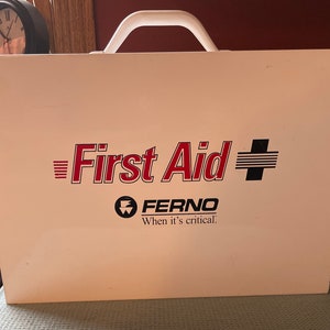 Vintage Ferno First Aid Wall Mount Or Carrying Case