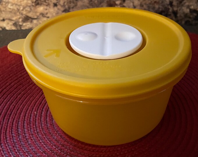 Tupperware Microwavable Bowl With Vented Lid 1667 - Etsy