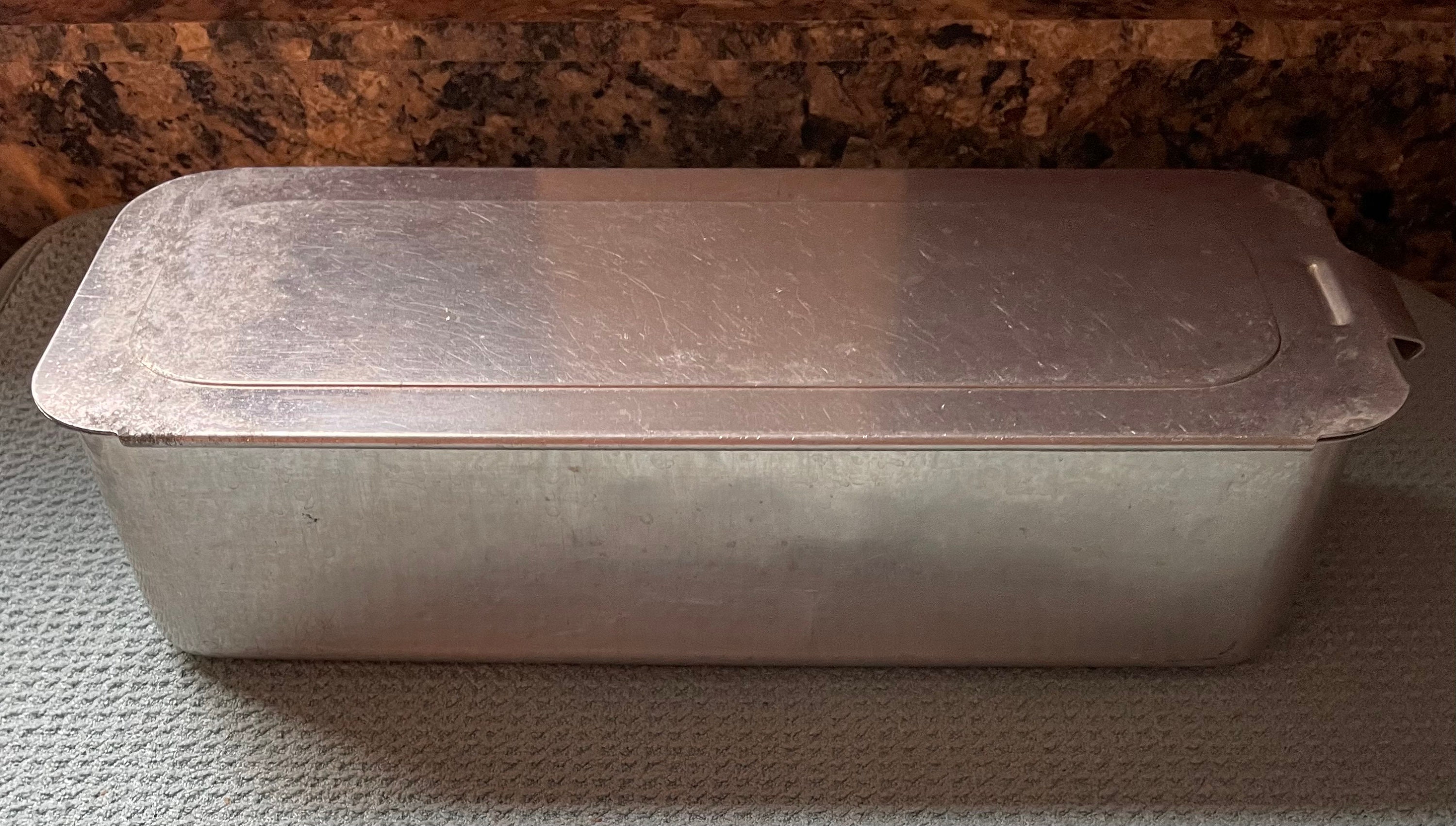 USA Pan Pullman Loaf Pan with Cover Large W Set of 2