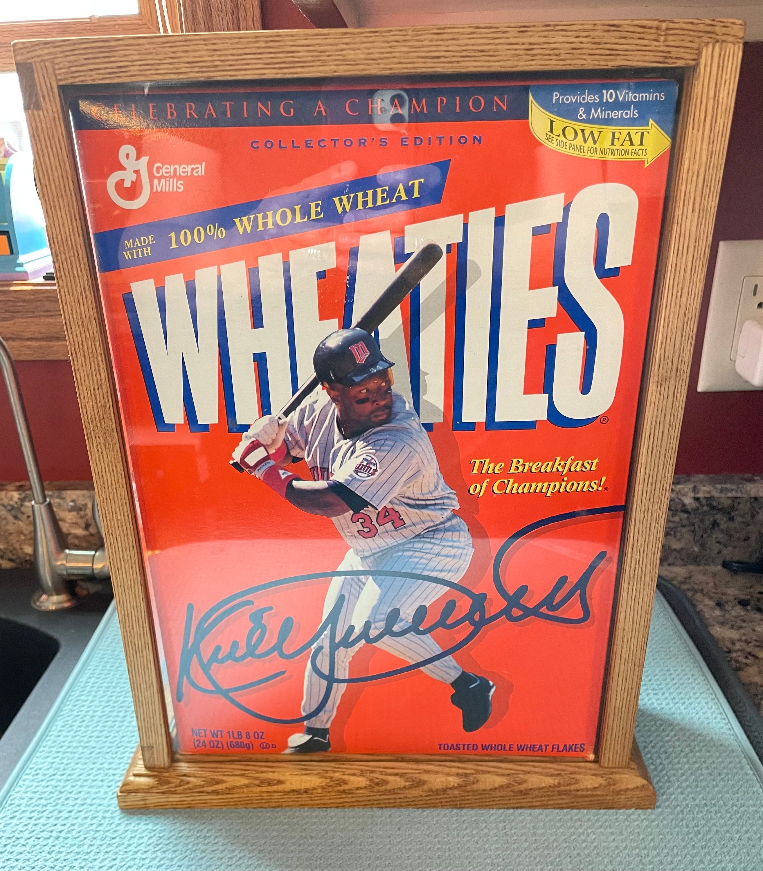Greatest Show on Dirt on X: Classic Kirby Puckett in one of the