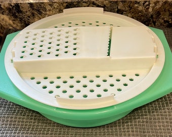 Vintage Tupperware 3pc Jadite Green Cheese Grater Bowl With Lid
