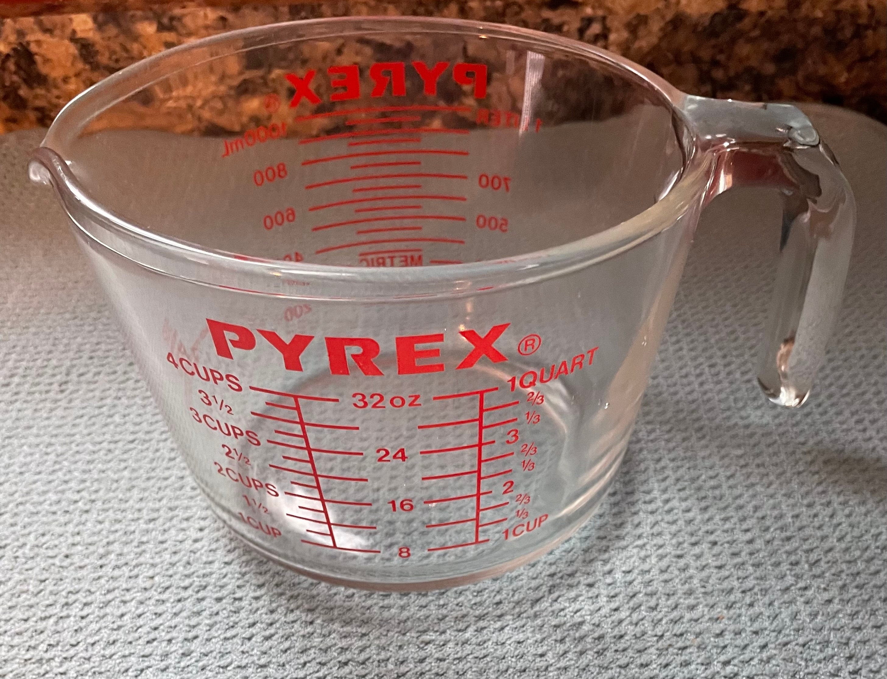 4 Cup Pyrex Measuring Cup 