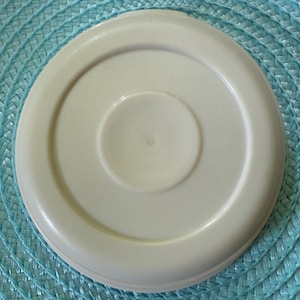 Rubbermaid Lid 1