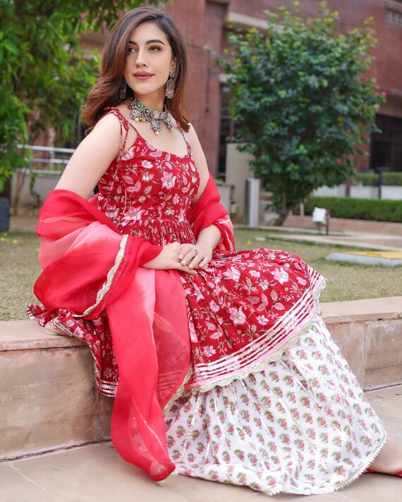 Red Color Cotton Gota Patti Work Style Printed Sharara Jaipuri Suit –  fashionnaari