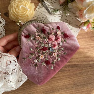 Portemonnee met bloemen - Vintage portemonnee met bloemen - Geborduurde portemonnee - kleine portemonnee met bloemen - portemonnee met sluiting - kaarthouder - roze portemonnee