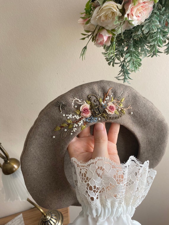 Vintage French Charms Beret | Light Brown Vintage Beret Cap | French Beret® main image 4