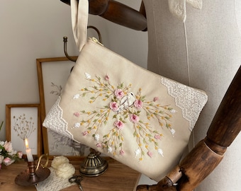 Embroidered Clutch bag - Handmade Embroidered Clutch Bag - Cream Floral Clutch Bag - Handbag - Vintage Bag - Lace Floral Rose Bag