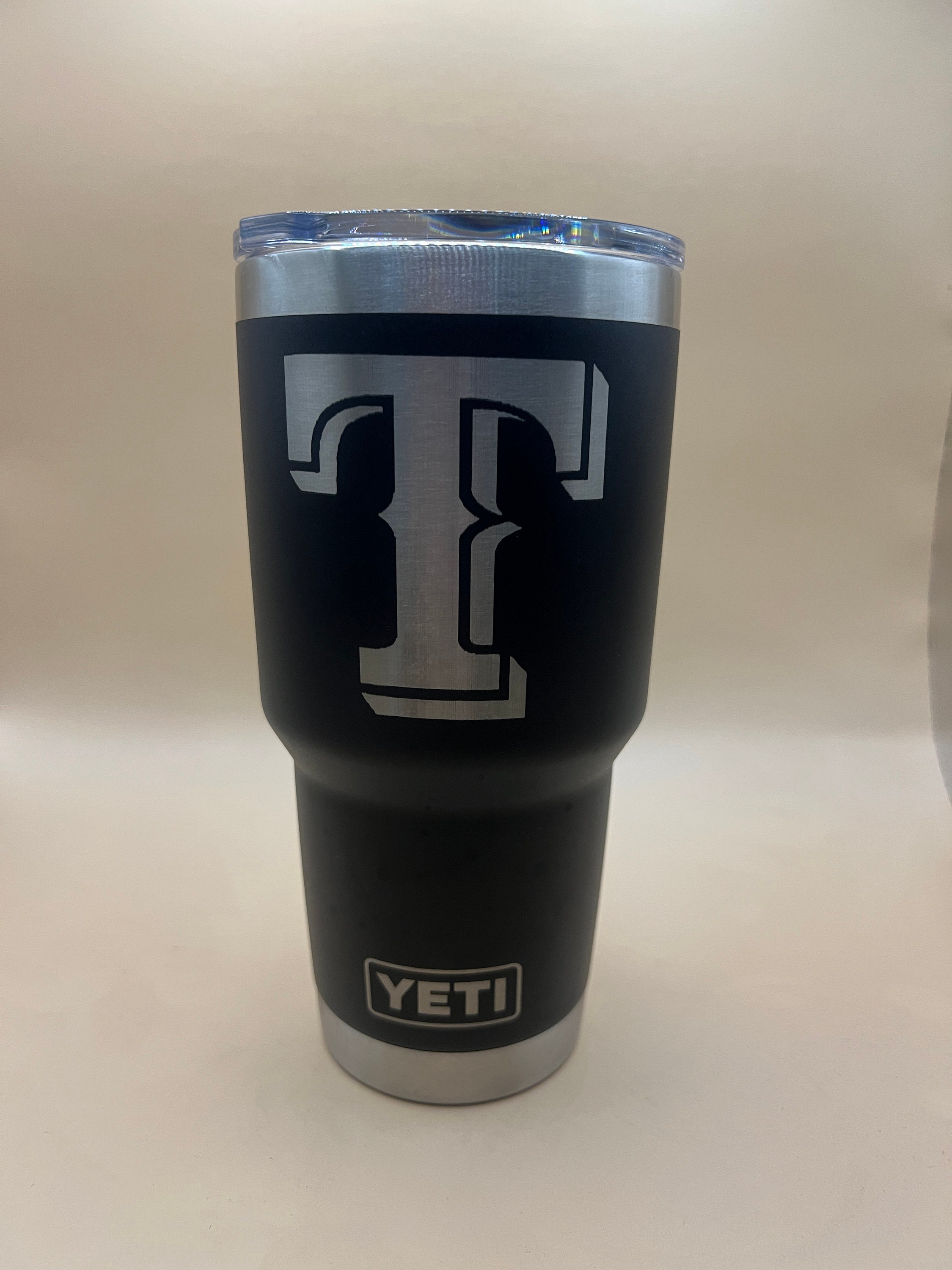 Custom Laser Engraved Dallas Cowboys YETI -  Hong Kong