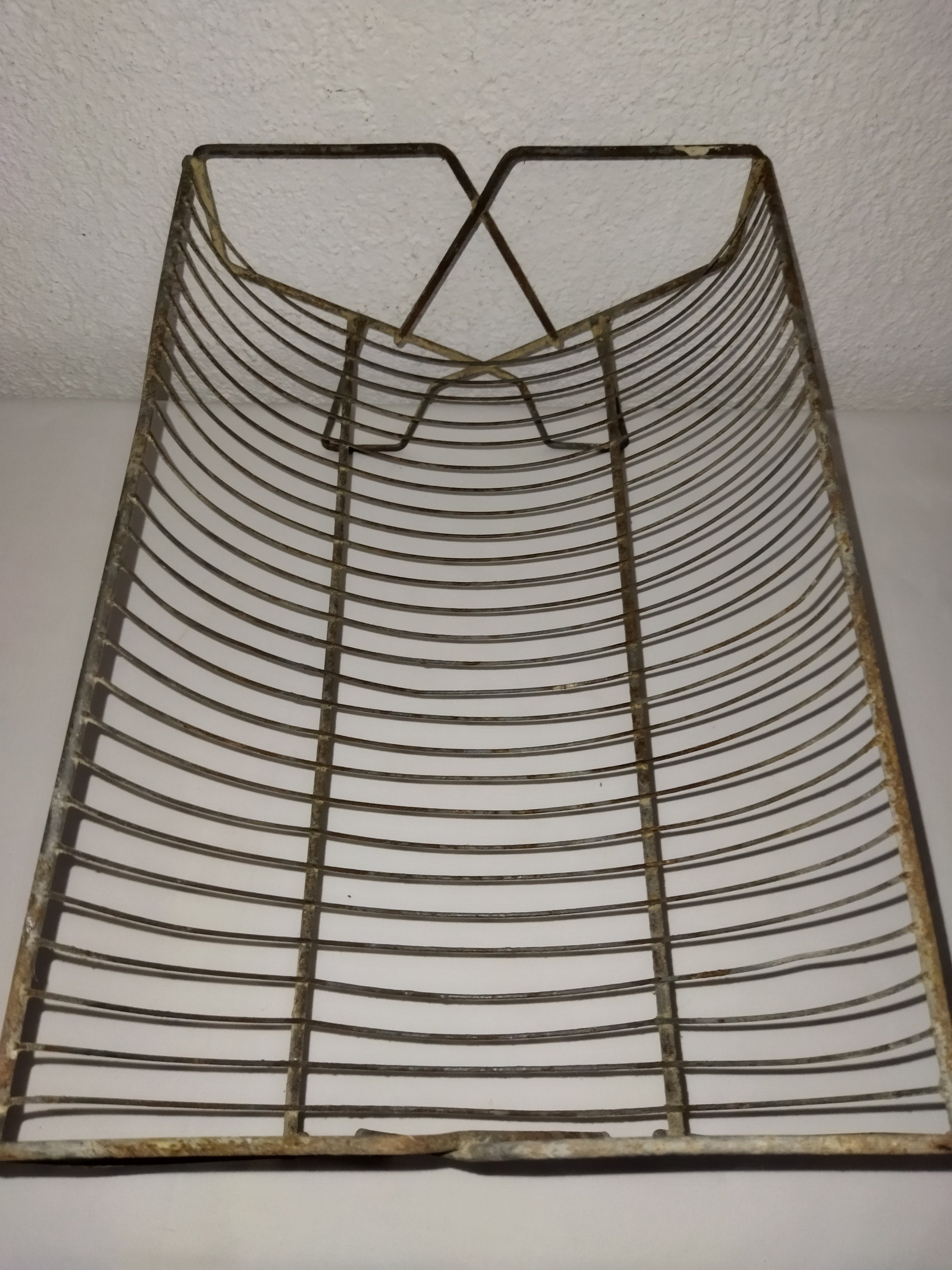 Old Steel Wire Drainer OLD Dish Drainer for the Plates in Old Wire