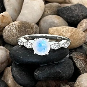 Anello rotondo in pietra di luna, topazio bianco, anello di dichiarazione, anello di fidanzamento, argento 925, pietra di luna arcobaleno autentica, pietra preziosa curativa, pietra portafortuna di giugno