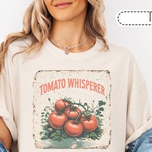 Tomaten Shirt Outdoor und Garten Tomaten Flüsterer Vintage inspirierte Gemüse Shirt Foodie Geschenk Koch Kuss Shirt Comfort Colors® Tomaten Shirt