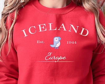 Land of Ice Shirt, Best Gift for Iceland Traveler, Adorable Puffin Iceland Sweatshirt with Cute Graphic, Viking T-Shirt, Best Iceland Shirt