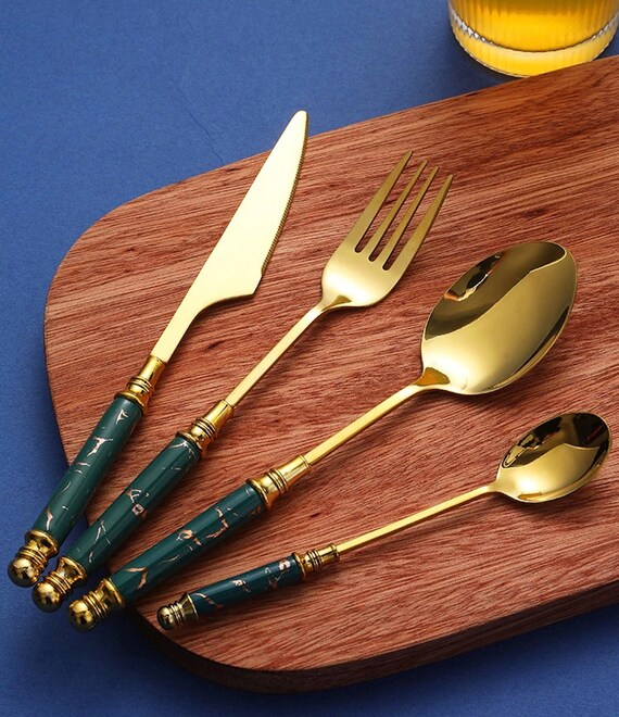 24 Piece Cutlery Set With Handle, Stainless Steel Knives Spoons Forks