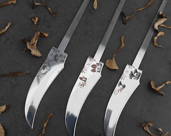 Mushroom Blades - Svamplius 90mm Engraved Chantarelle, Morel, Fly Agaric, Amanita Muscaria, Art Nordic Edge, Limited Edition, Foraging