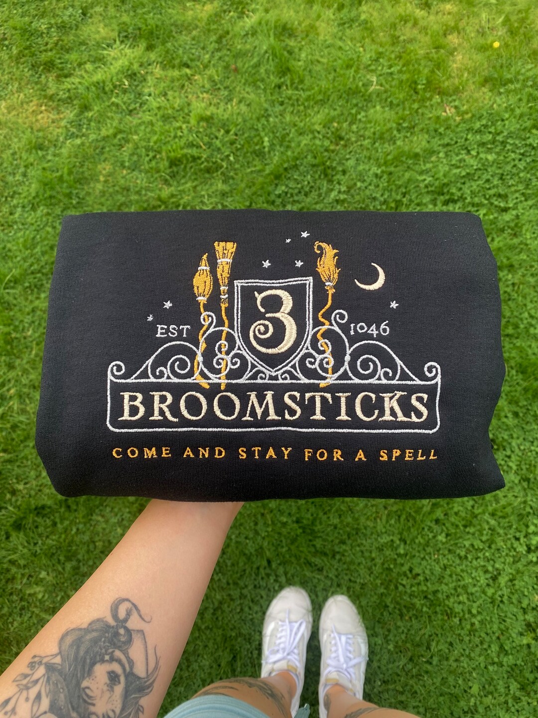 The Three Broomsticks Harry Potter Sweatshirt Hogsmeade Etsy