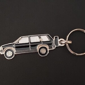 Nissan Terrano Pathfinder, Terrano II metal key ring