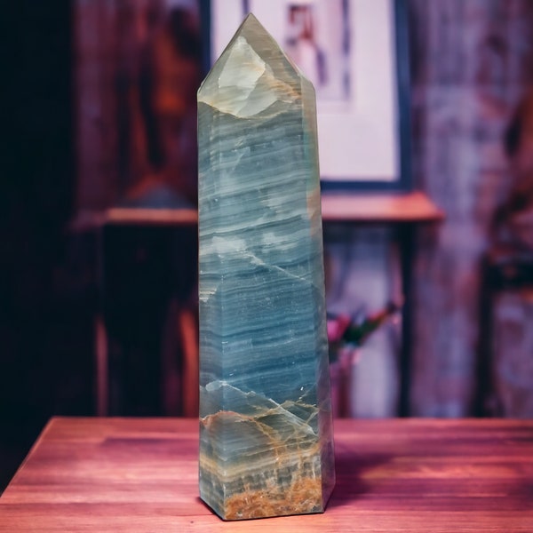 Incredible large Blue Onyx tower