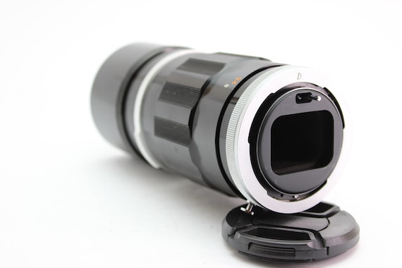 Canon FL 200mm F3.5 Telephoto Prime Lens for Canon FD / FL Mount