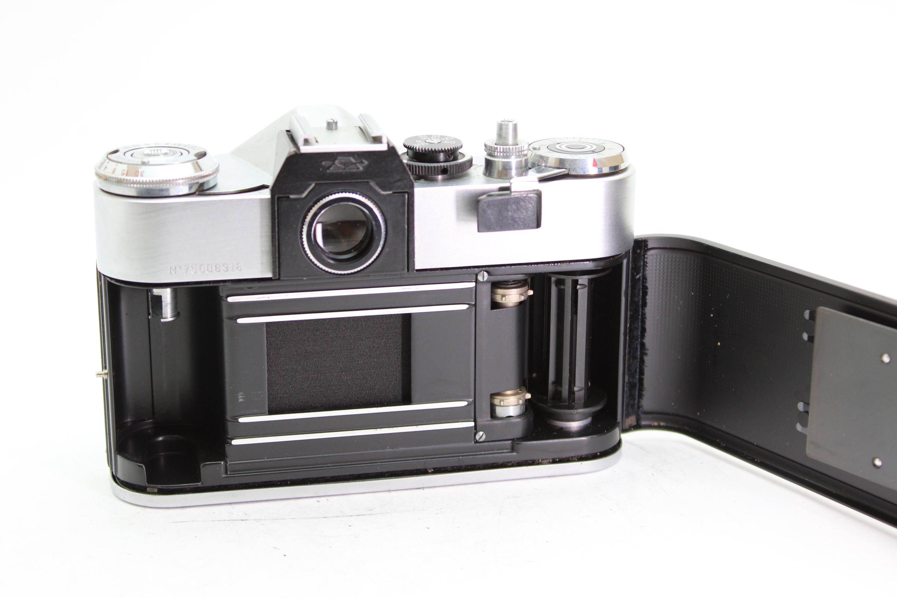 Zenit EM SLR 35 mmフィルムカメラ（50 mm f3.5 Industarレンズ搭載