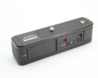 Chargeur Pour Batterie Ni-Cd/NI-MH 1.2 V à 12V Chargeurs Batteries Ni Mh Et Ni Cd