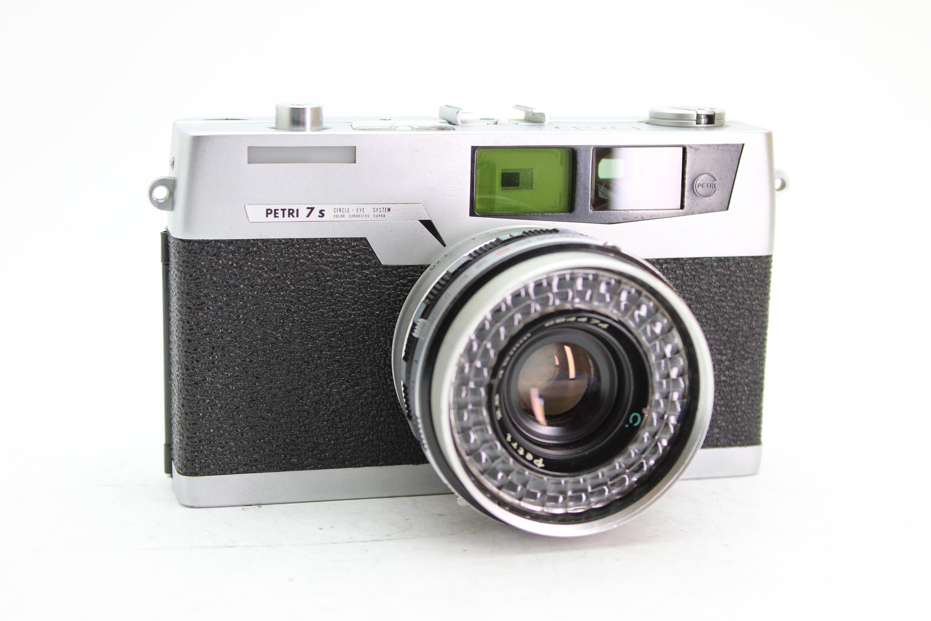 アリバイ日記: 【フィルムカメラ】ペトリのレンジファインダー