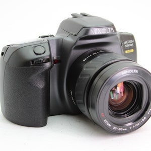 Minolta Maxxum 550si Date 35mm SLR Film Camera with 35-80mm f4 Lens