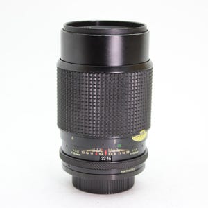 Praktica Pentacon 135mm f2.8 Prime Telephoto Lens for M42 Mount Cameras
