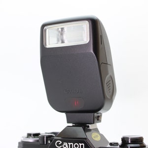 Canon Speedlite 200E Flash for Hot Shoe Mount Cameras