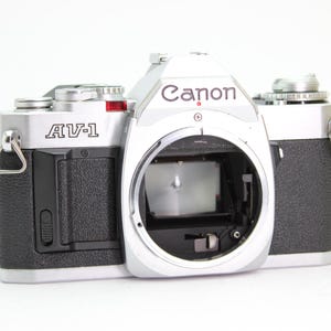 35 70mm Canon Av MINT Canon AV-1 Black Film Camera NEW FD NFD 35-70mm