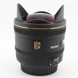 Sigma 10mm f2.8 EX DC HSM Fisheye for Canon image 3