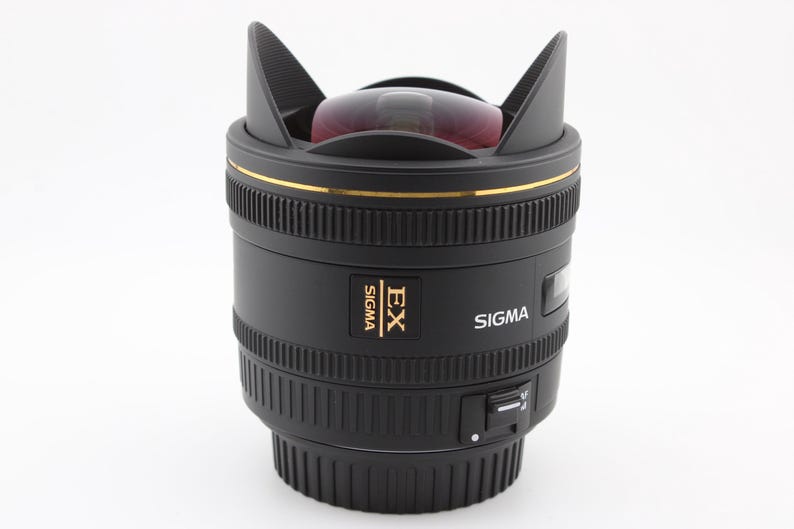 Sigma 10mm f2.8 EX DC HSM Fisheye for Canon image 3