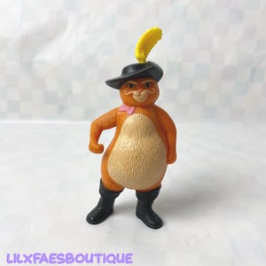 4&quot; 2010 McDonalds puss in boot toy Shrek