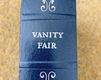 Vintage CLASSIC ENGLISH Novel : Vanity Fair by W. M. Thackeray - Circa 1960s / 1970s -  Heron Heritage Edition