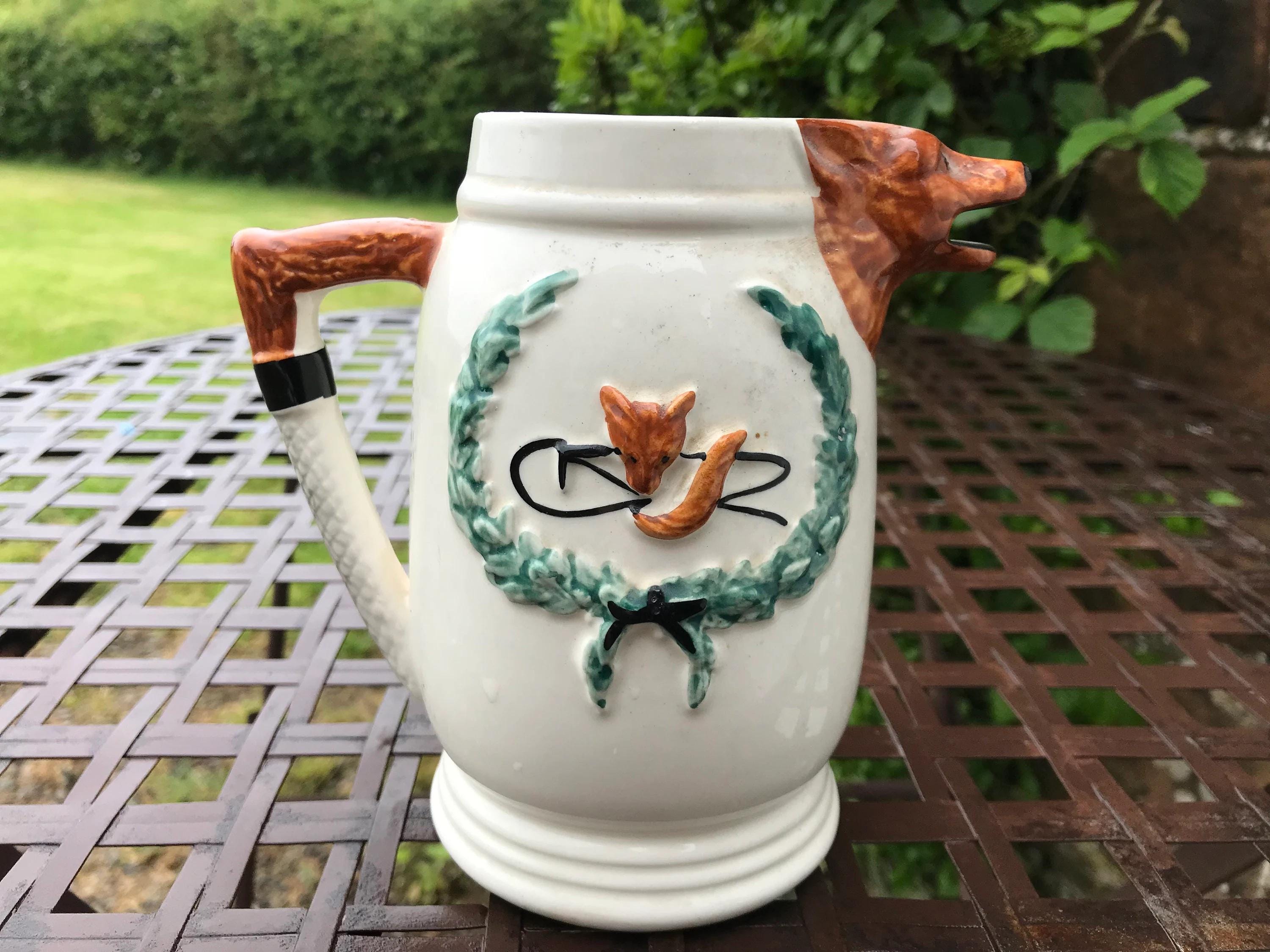 Superb Vintage English English Fox Hunting Themed Milk or Water