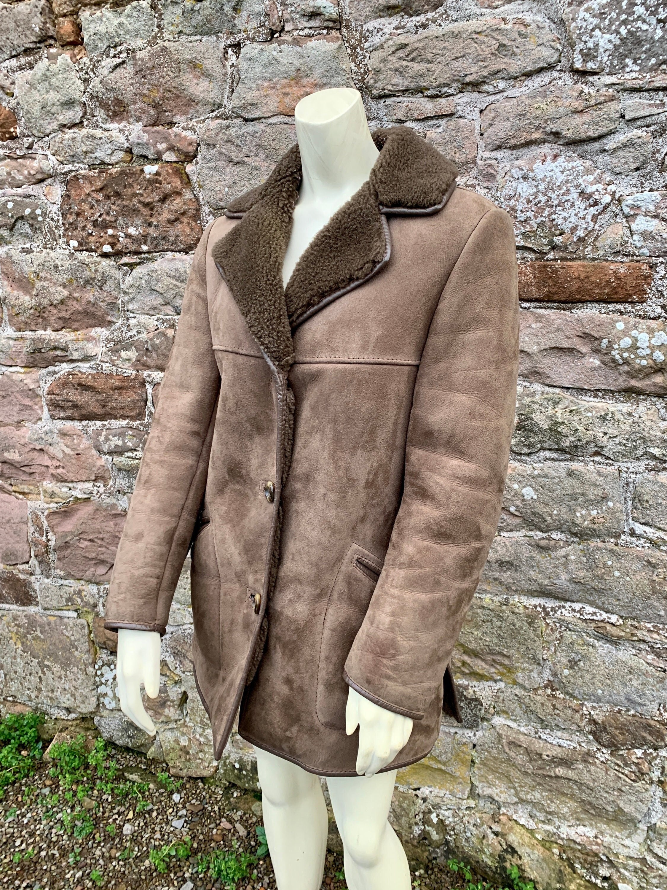 VINTAGE SHEEPSKIN COAT Ladies Heavy Quality Warm and Cosy British Retro or Vintage Sheepskin Coat or Jacket Made in Nottingham England Etsy Canada