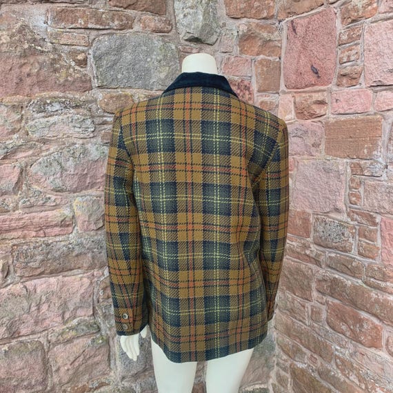 LADIES HACKING JACKET -  Vintage 3 button, wool m… - image 6